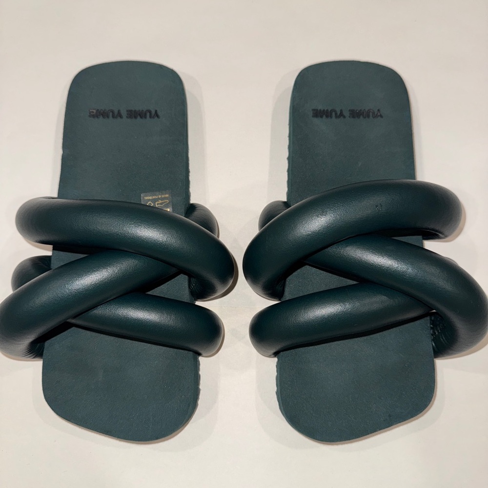Twisted Black Slide Sandals